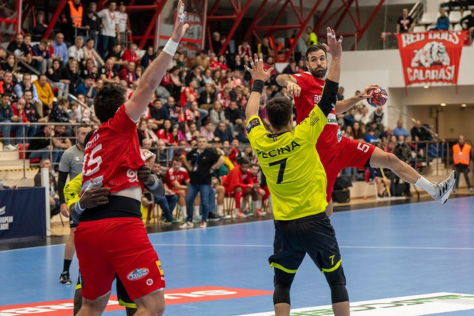 Dinamo și CSM Constanța continuă lupta pentru trofeul EHF European League! Cele mai bune echipe din Rom&acirc;nia vor fi adversare &icirc;n grupa principală