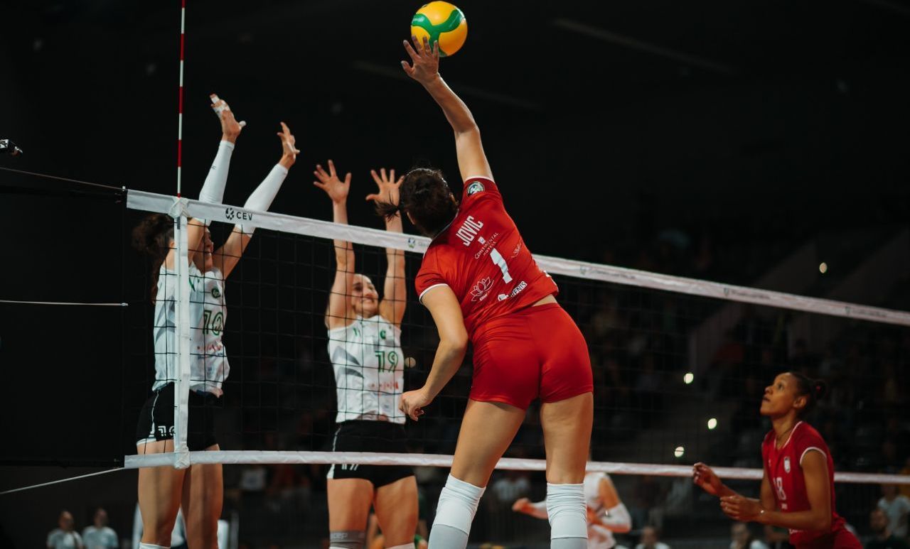 Avem și echipe care câștigă la scor în grupele Champions League! Victorie spectaculoasă în deplasare pentru Volei Alba Blaj_1
