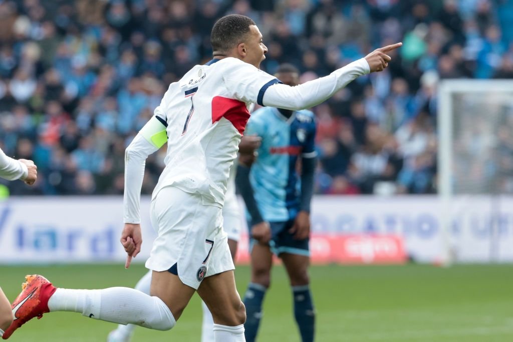 Mbappe scrie istorie! A intrat în top 10 golgheteri ai Ligue 1, la doar 24 de ani_13
