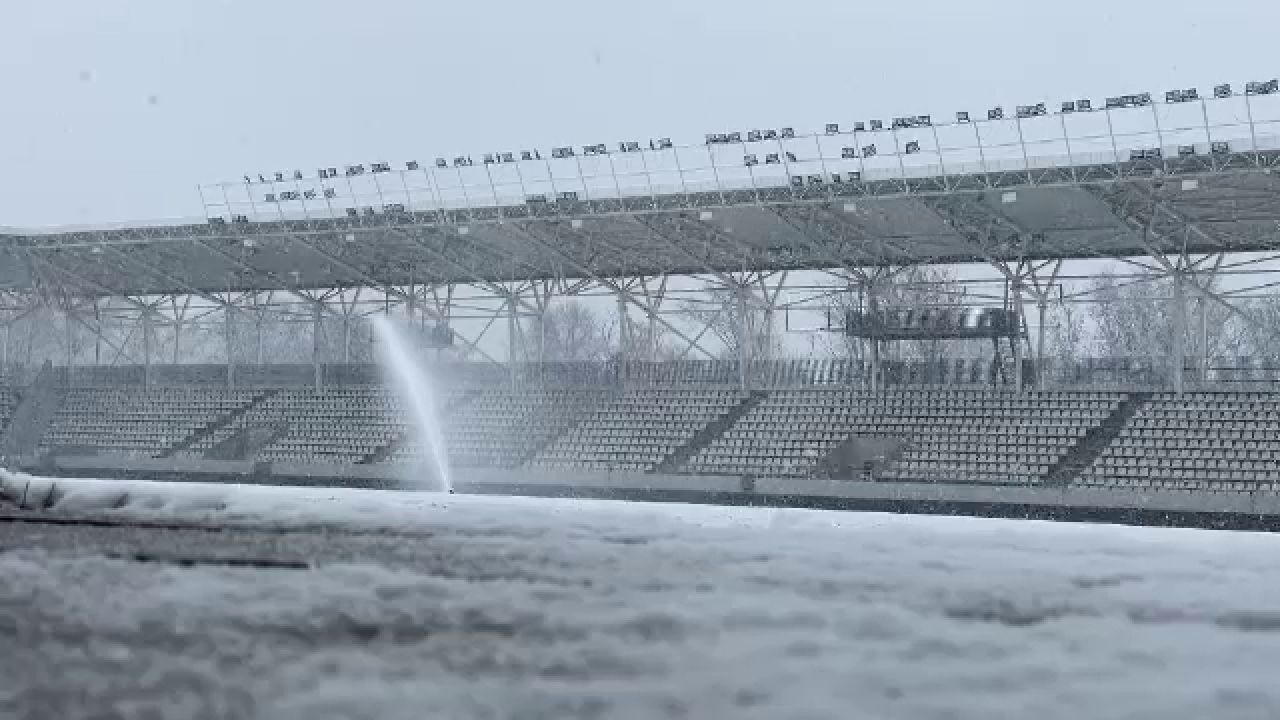 Cum arată gazonul de pe Arcul de Triumf, cu câteva ore înainte de Dinamo - Oțelul Galați_7