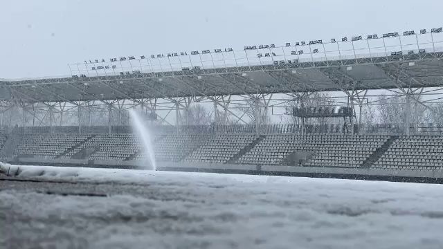 Cum arată gazonul de pe Arcul de Triumf, cu câteva ore înainte de Dinamo - Oțelul Galați_7
