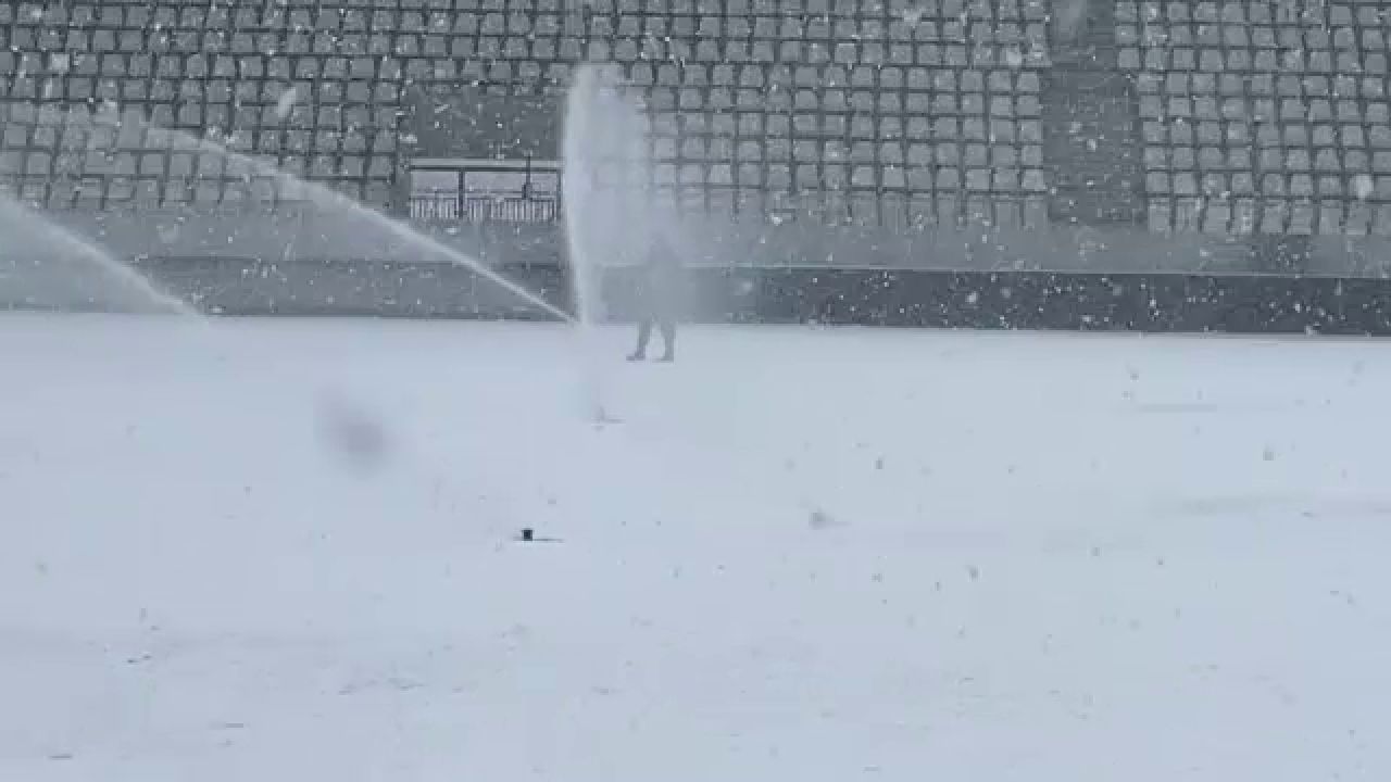 Cum arată gazonul de pe Arcul de Triumf, cu câteva ore înainte de Dinamo - Oțelul Galați_11