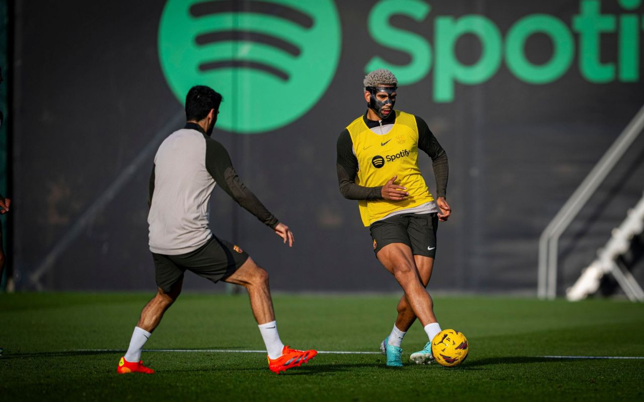 Atitudine de căpitan! Motivul pentru care Ronald Araujo va juca cu mască pe față în meciul cu Girona_5