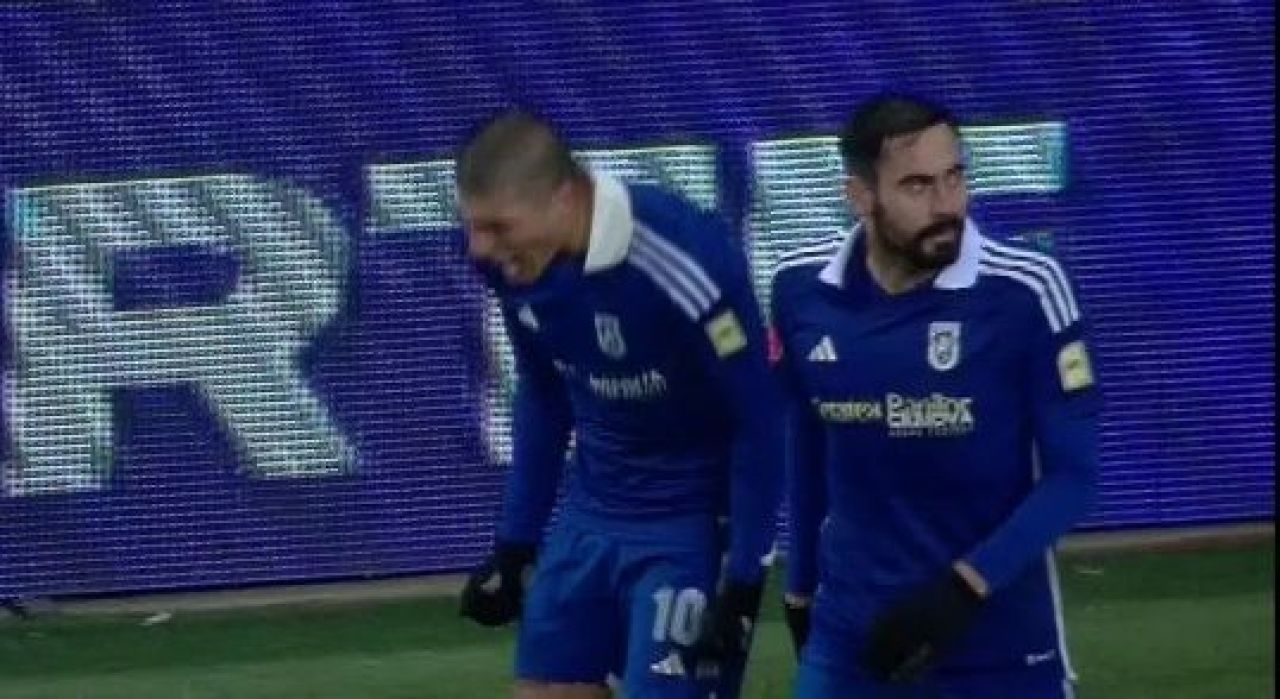 N-au știut ce i-a lovit! Chițu și Bauza, spectacol în FC U Craiova - FCSB_1