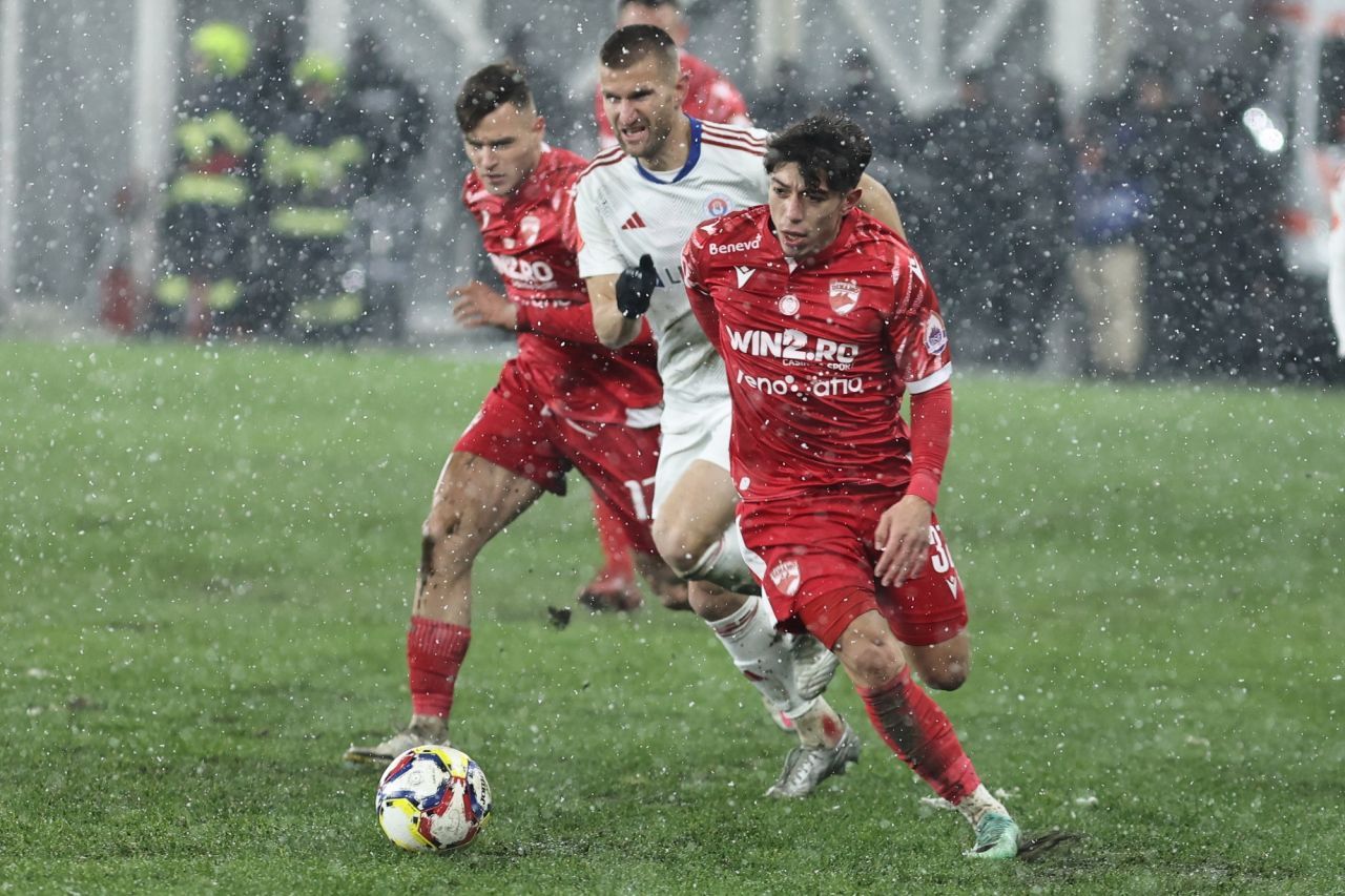 Dinamo - Oțelul Galați 3-3! „Câinii” au revenit spectaculos, dar au ratat calificarea în „sferturile” Cupei României_1