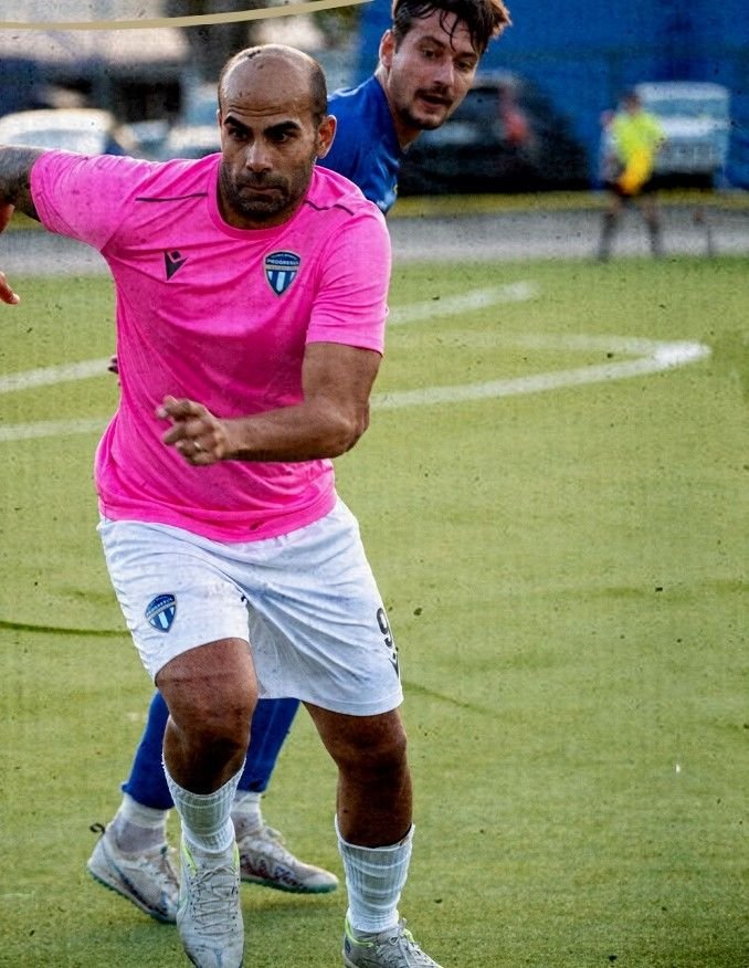 O echipă de tradiție, cu doi campioni ai României în lot, este liderul surpriză la sfârșitul anului în Liga 4 din București!_3