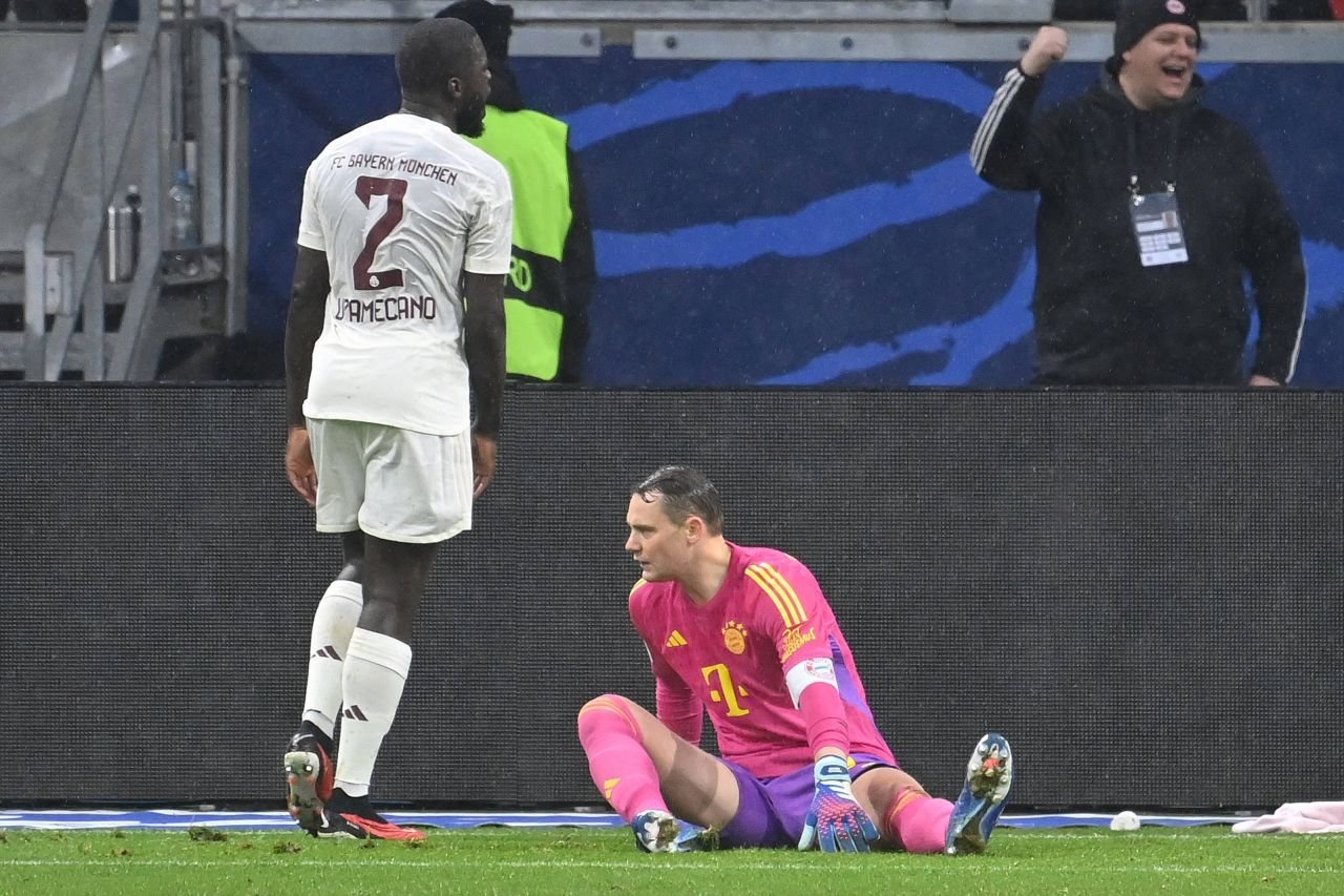 Bayern, demolată în Bundesliga: 1-5! Manuel Neuer, ironizat de suporteri_2