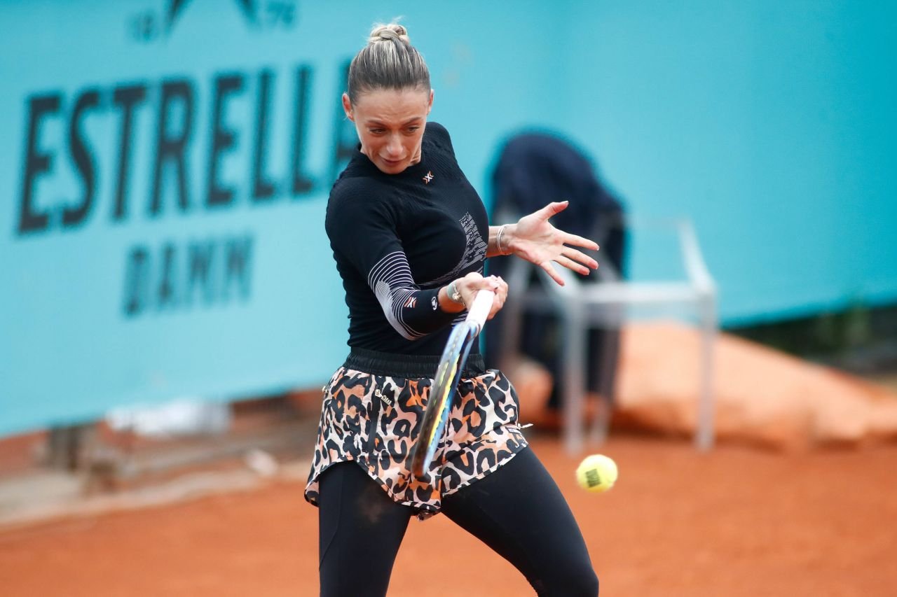 Ana Bogdan, apariție spectaculoasă în vacanță: Lindsey Vonn a reacționat imediat_96