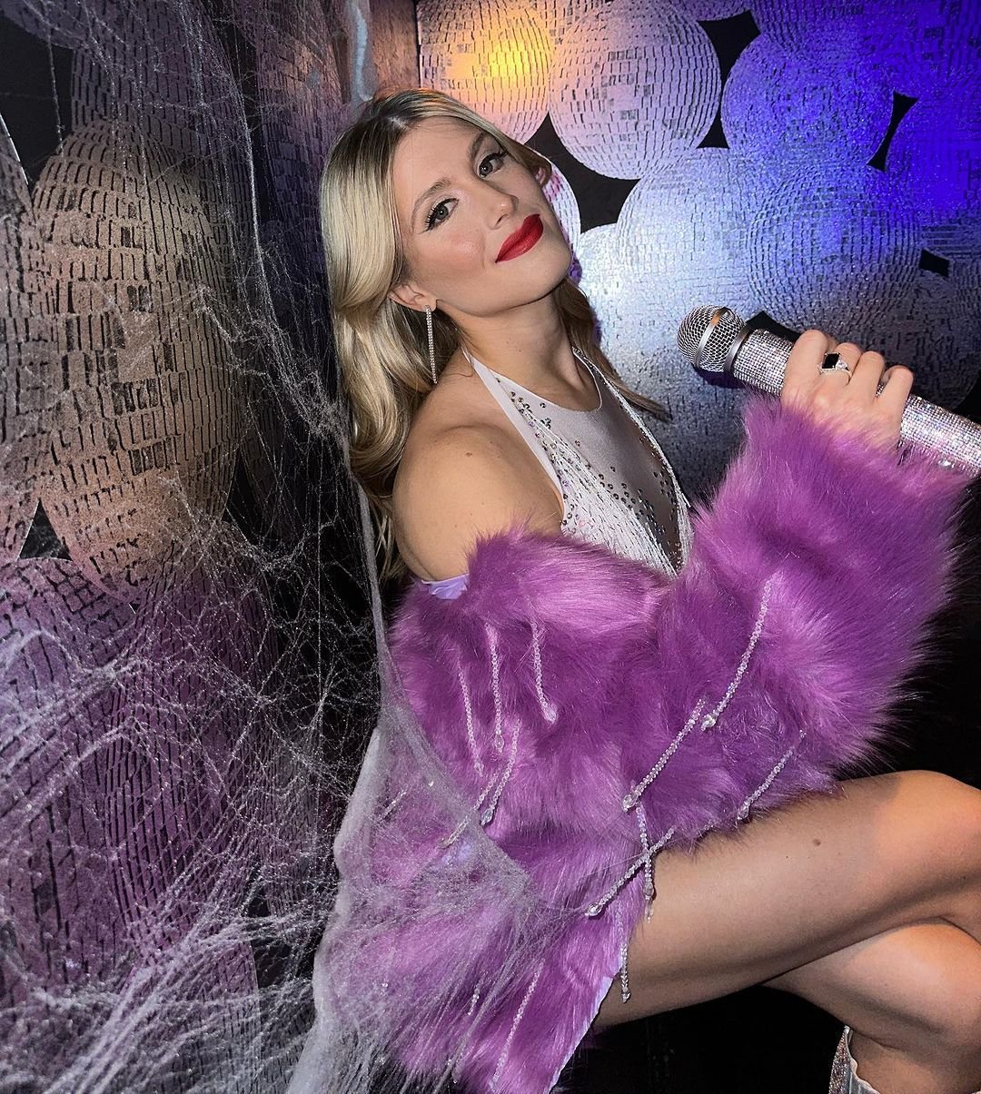 „Apucă-te de OnlyFans!” Eugenie Bouchard a ajuns ținta criticilor fanilor tenisului_31