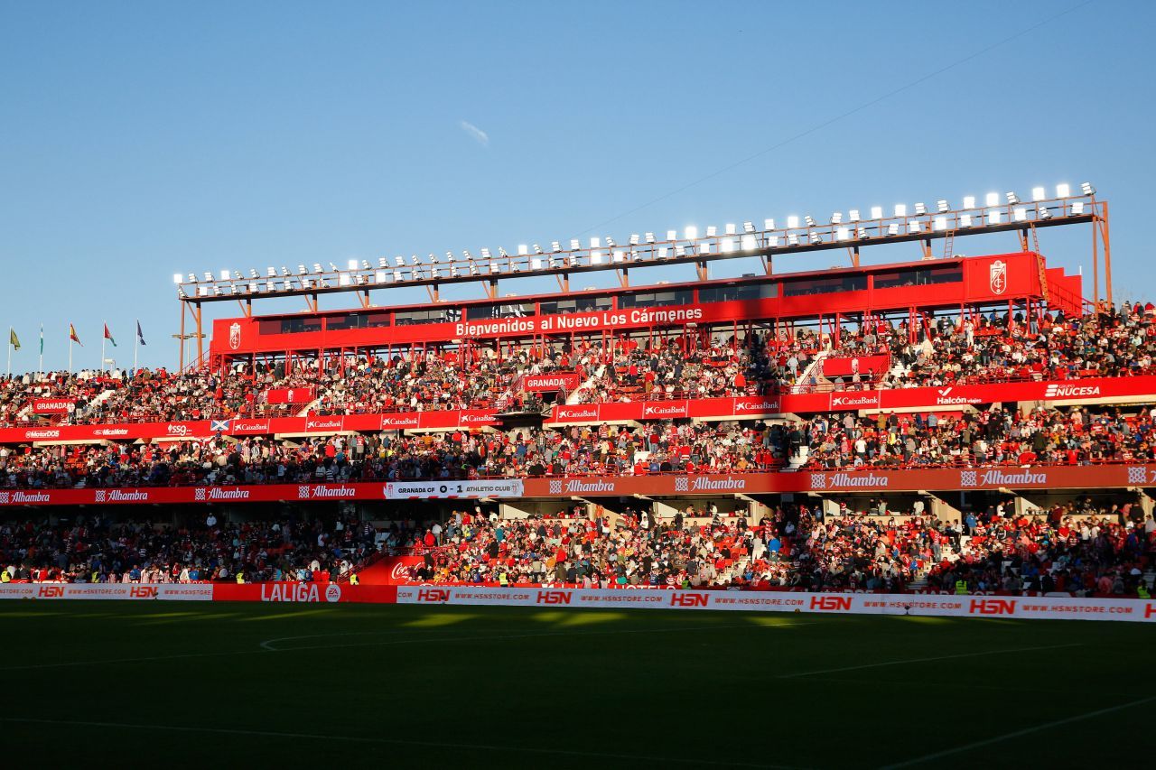 Tragedie în LaLiga: un suporter a murit în tribună! Partida a fost suspendată_5