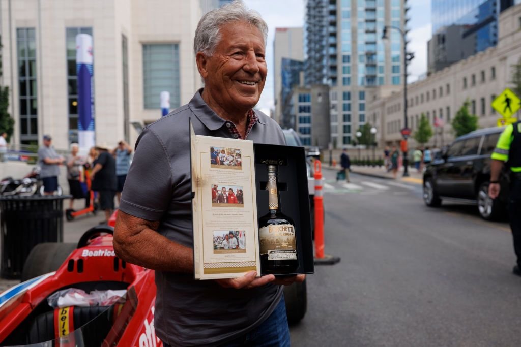 Mario Andretti vrea să-și înscrie echipa în F1, dar celelalte scuderii nu îl doresc!_23