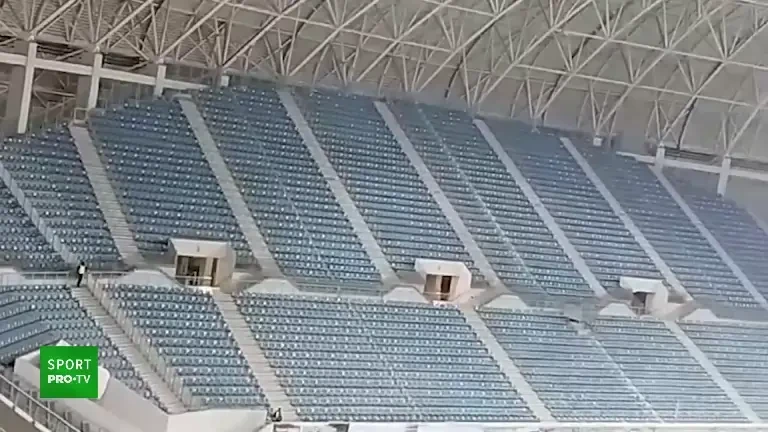 Adie vântul în Bănie! ”Ion Oblemenco”, mai mult gol decât plin la FCU Craiova - FC Botoșani