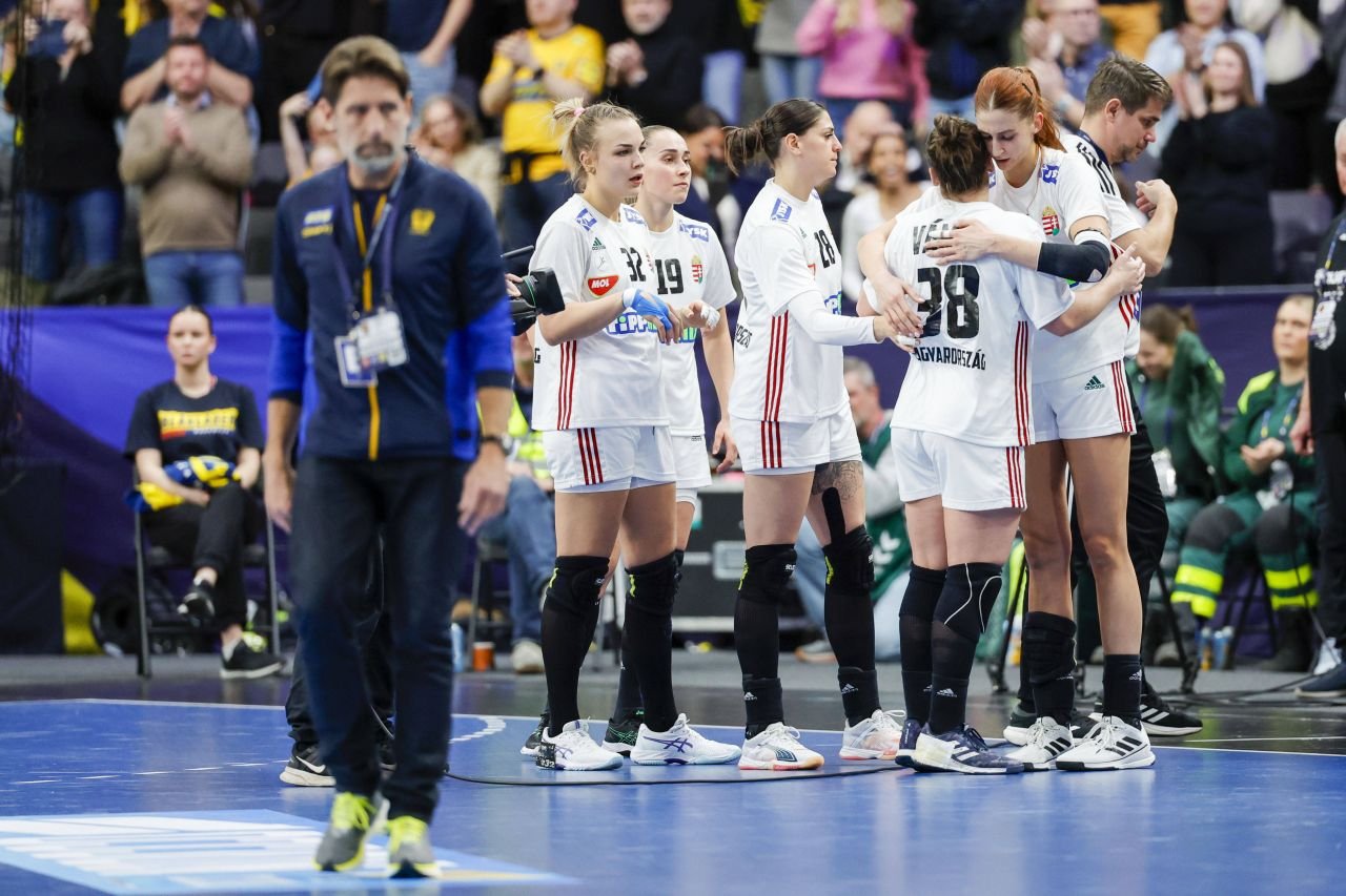Reacția presei maghiare după ce Ungaria s-a calificat la Turneul Preolimpic de handbal feminin. 