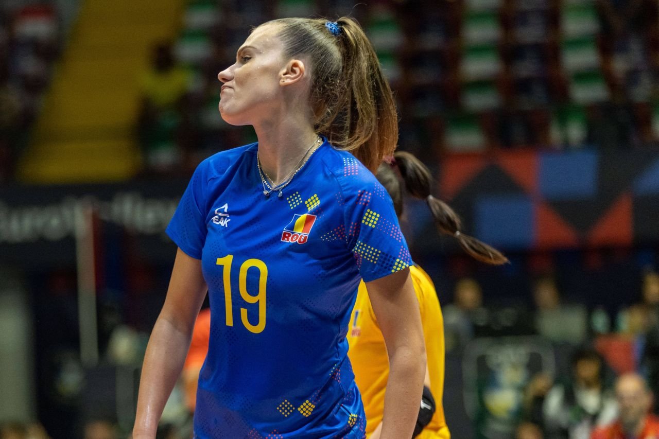 Adelina Budăi-Ungureanu, desemnată voleibalista anului 2023 în România!_8