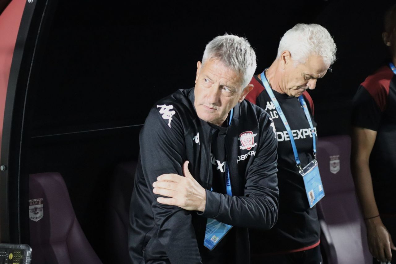 Cristiano Bergodi ar putea pierde omul cu pasa de gol din finalul meciului cu FCU Craiova. Două cluburi se bat pe el