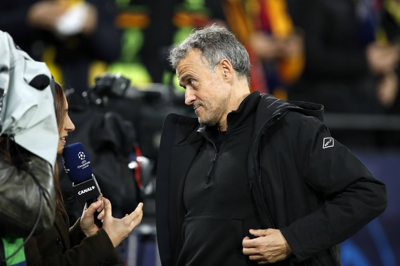Atmosferă superbă la Borussia Dortmund - PSG! Cele mai tari imagini cu suporterii de pe ”Signal Iduna Park”_7