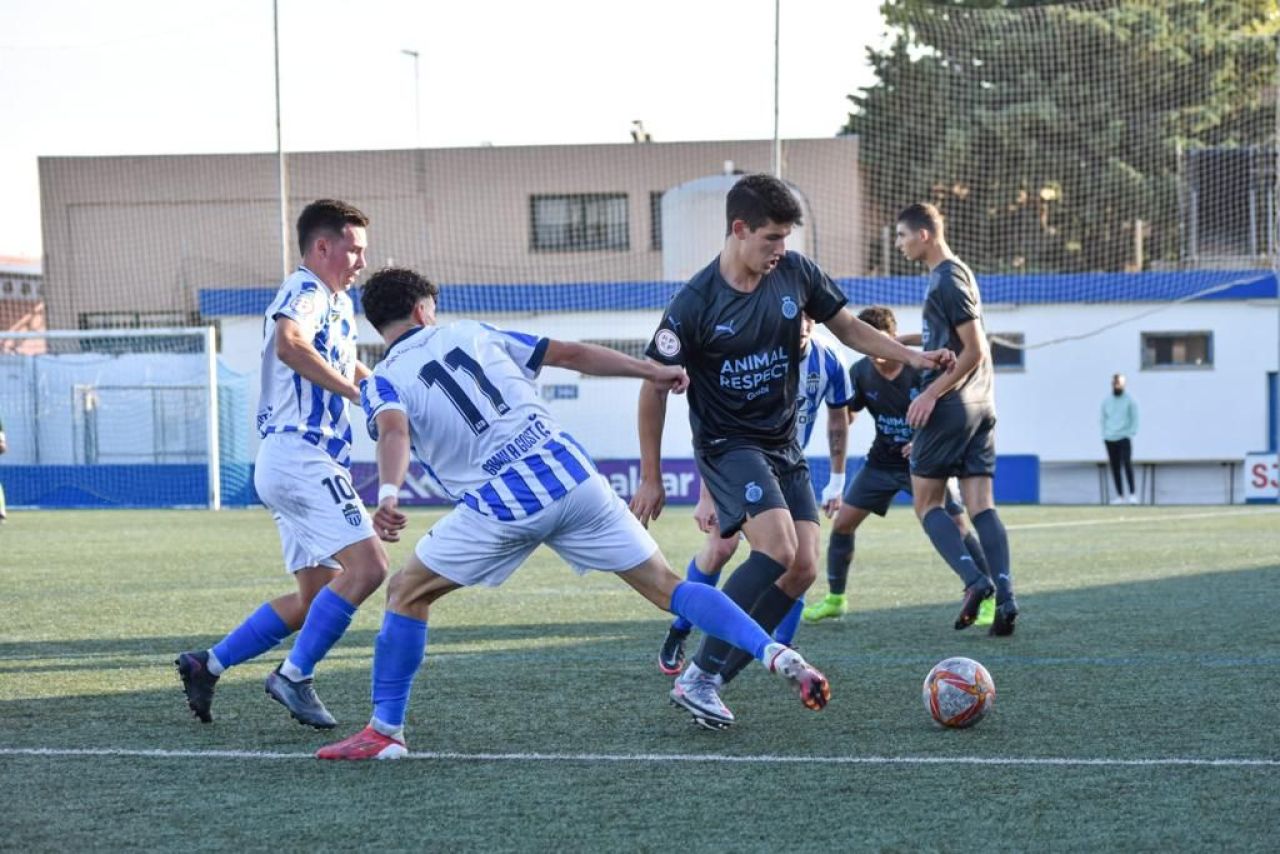 Fotbalistul român de la Girona a vorbit cu Sport.ro despre echipa-miracol din La Liga: ”În el stă cheia succesului, iar ce se întâmplă acum este istorie!”_3