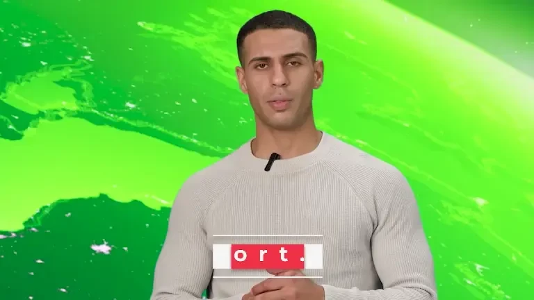 Sport.ro îl prezintă pe E-MIL, primul prezentator AI din România!