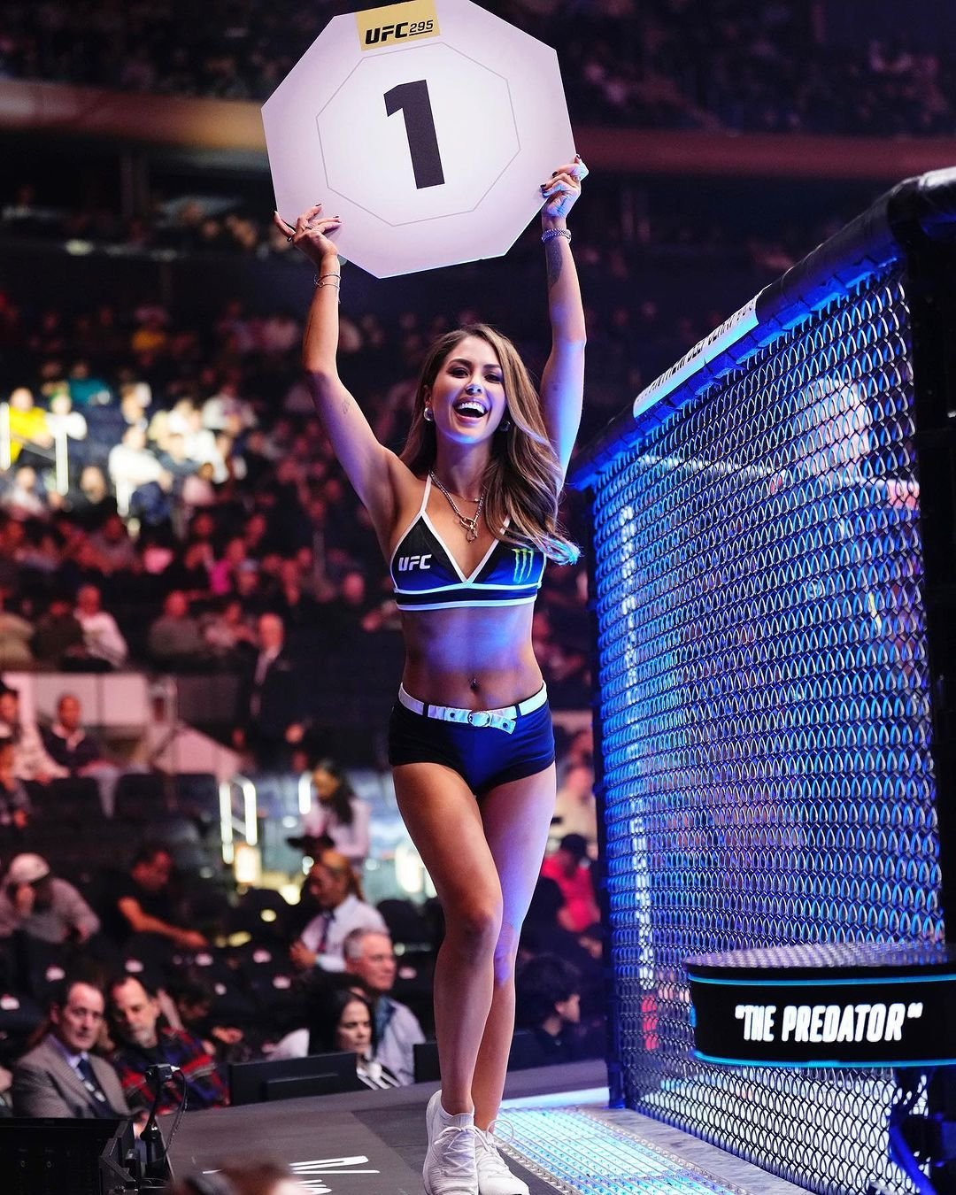 Anunțul neașteptat făcut de cea mai sexy Ring Girl din UFC la premiile World MMA: „E ultima dată!” _16