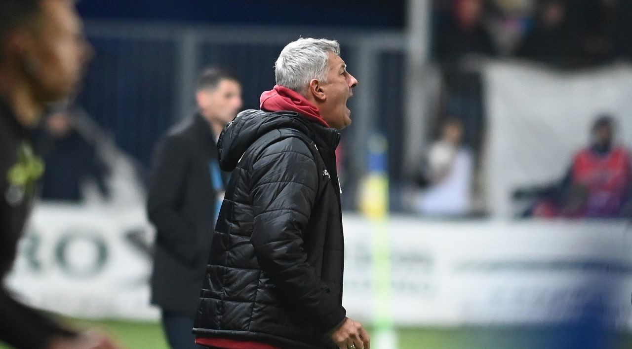 &bdquo;Copilul e distrus acum!&rdquo; Cristiano Bergodi a dat din vestiar după remiza cu Petrolul! Ce a spus despre meci&nbsp;