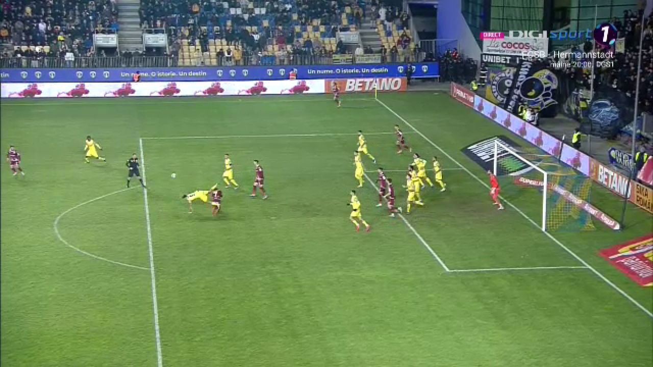 Penalty neacordat pentru Rapid în meciul cu Petrolul? Cum au comentat specialiștii_7