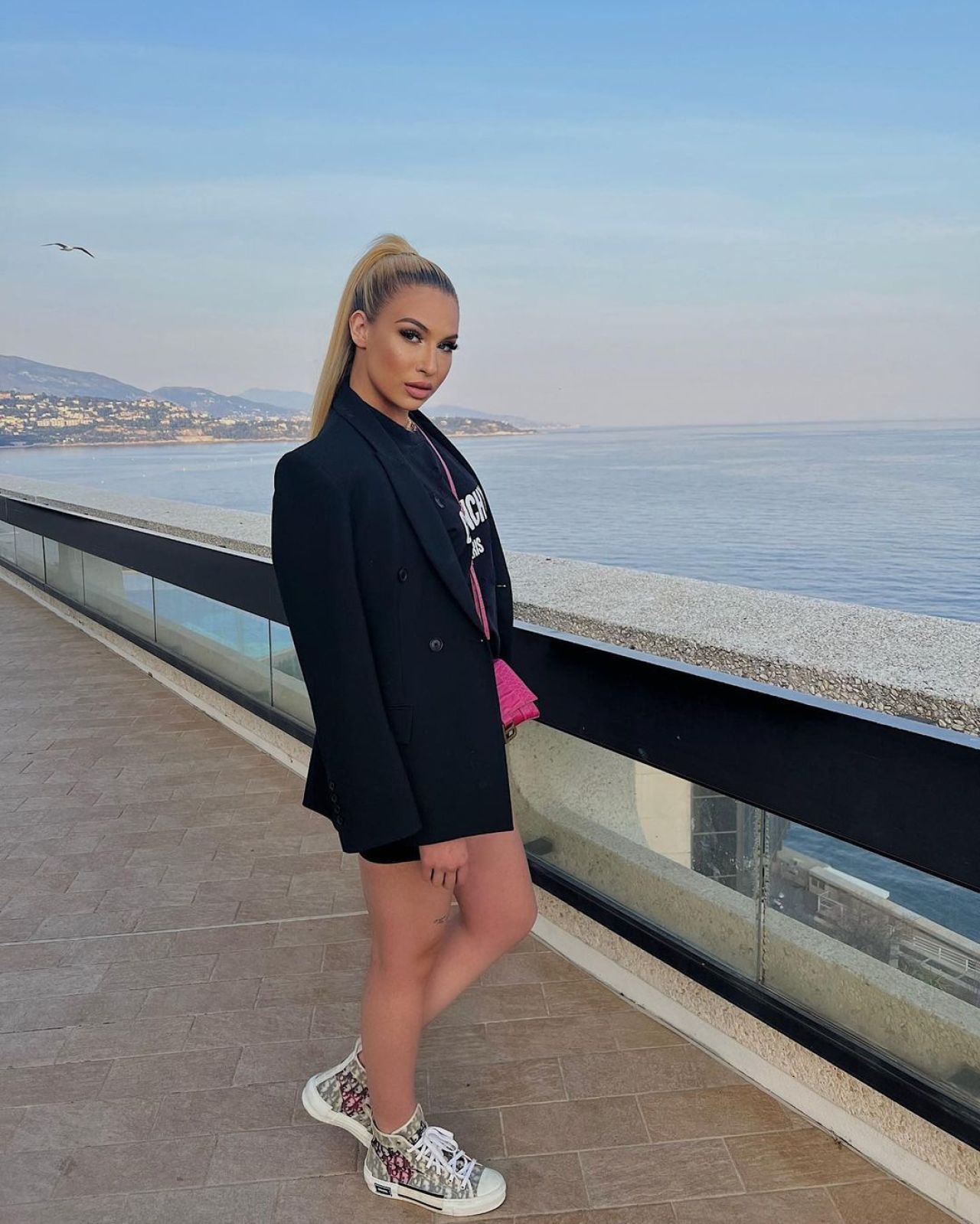 Sarah Dumitrescu a dezvăluit câți bani îi trimitea lunar Anamaria Prodan în SUA: „Mă întrebam de ce eu nu am”_40