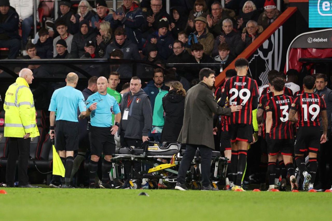Panică în Premier League! Căpitanul lui Luton s-a prăbușit din nou pe gazon, a doua oară în șapte luni_4