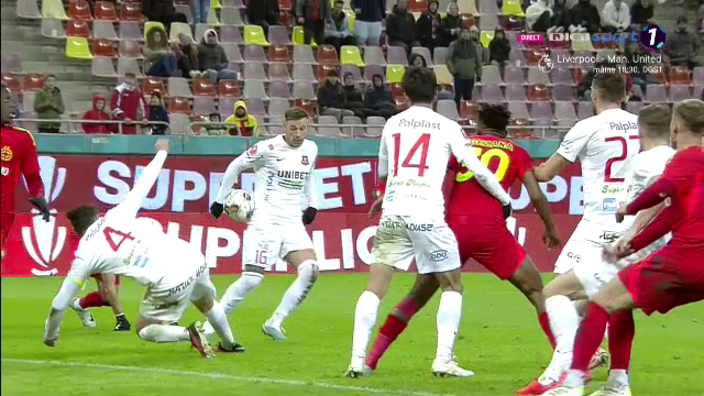 Verdictul specialistului! Merita FCSB să primească lovitură de la 11 metri la hențul comis de Murgia?_3
