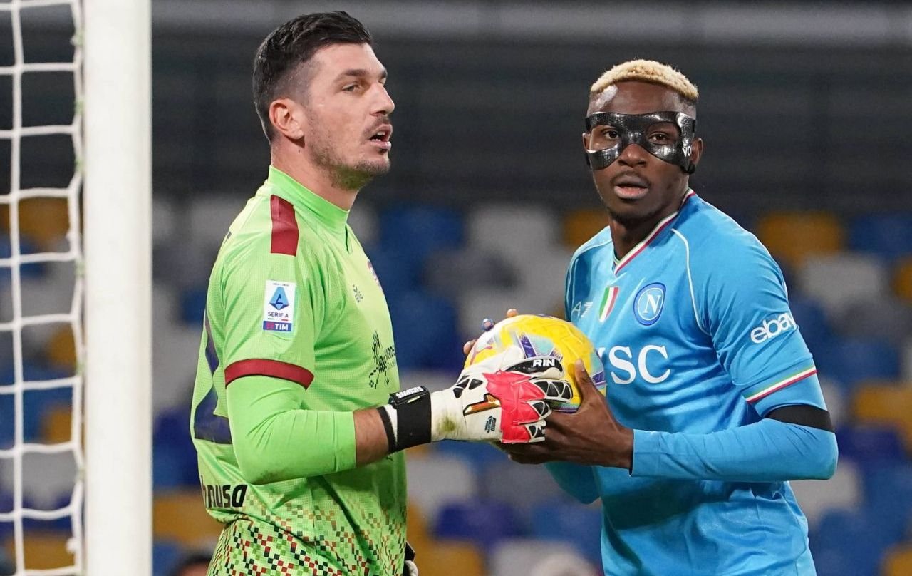 N-a scăpat nici fostul portar al lui CFR Cluj! Cum a fost &icirc;nvins &icirc;n Serie A de cuplul letal Victor Osimhen - Khvicha Kvaratskhelia