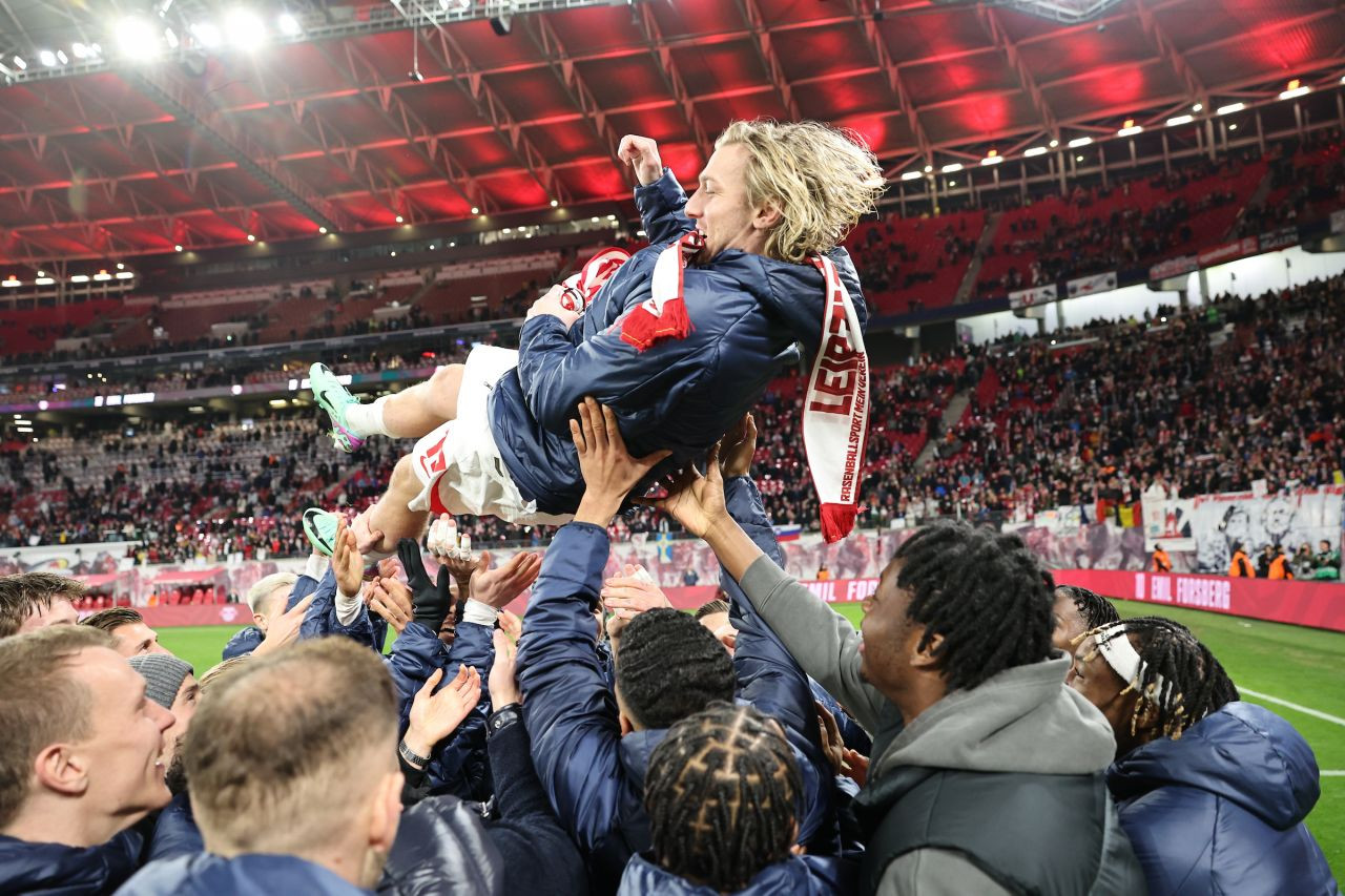 La 21:01 a &icirc;nscris &icirc;n Bundesliga, la 21:30 s-a transferat &icirc;n MLS! &rdquo;Legenda noastră&rdquo;