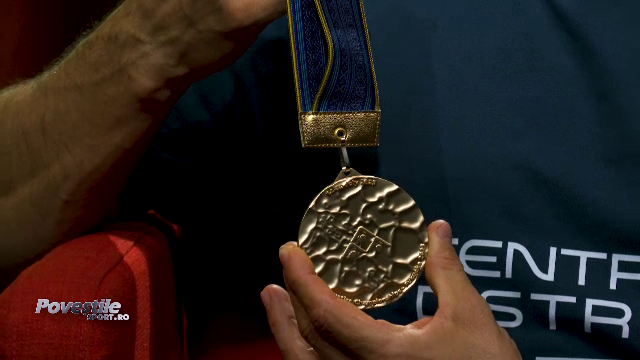 Constantin Popovici și-a prezentat medalia de campion mondial la Poveștile Sport.ro: ”Extraordinar de frumoasă”_12