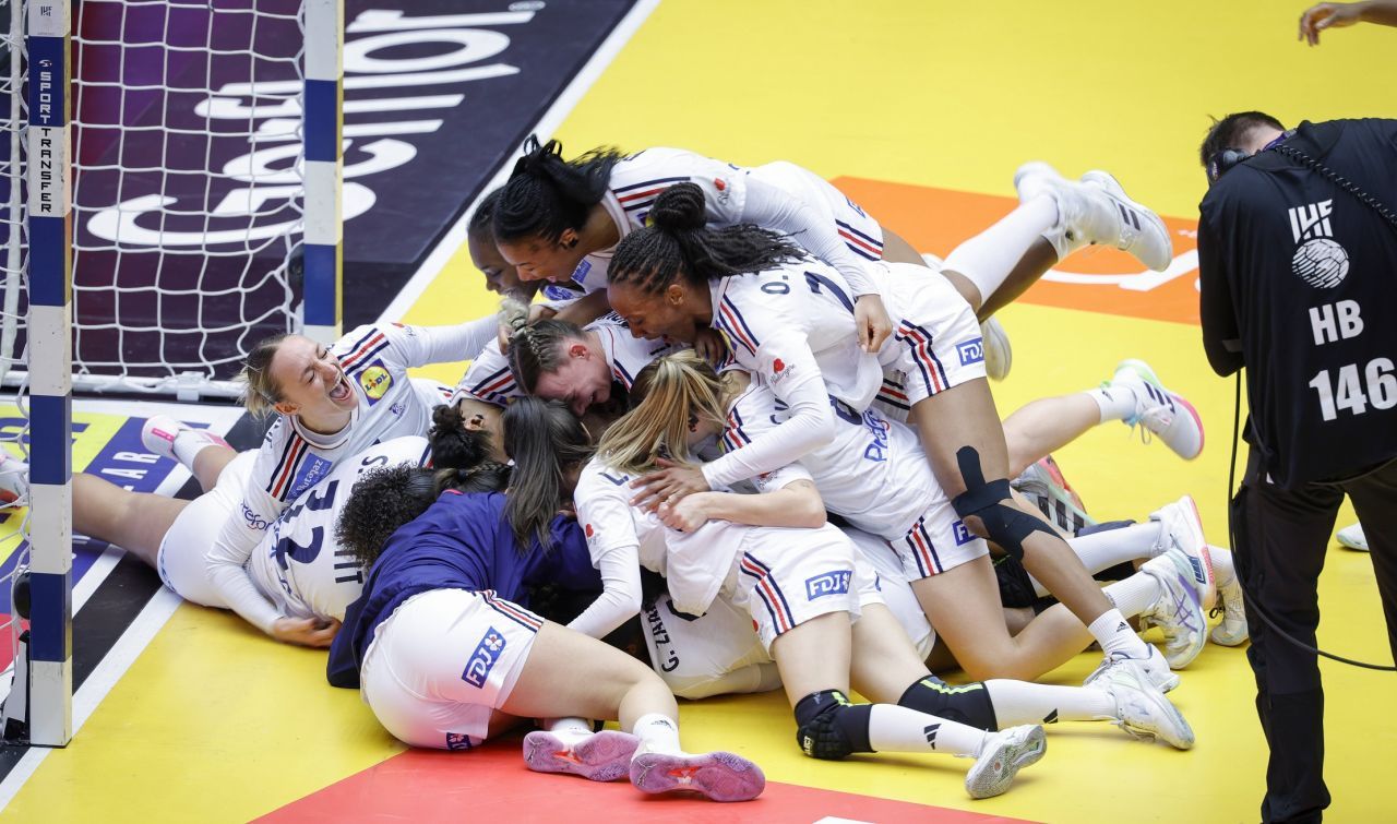 Franța a câștigat Campionatul Mondial de handbal feminin! Norvegia, răpusă în finală_1