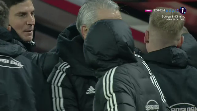 Reacție savuroasă a lui Laszlo Dioszegi la finalul meciului cu CFR Cluj. Ce a făcut imediat după fluierul final al partidei_5