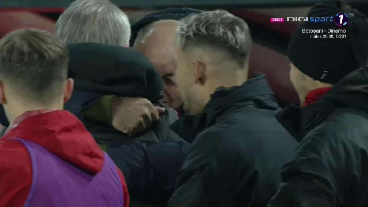 Reacție savuroasă a lui Laszlo Dioszegi la finalul meciului cu CFR Cluj. Ce a făcut imediat după fluierul final al partidei_12