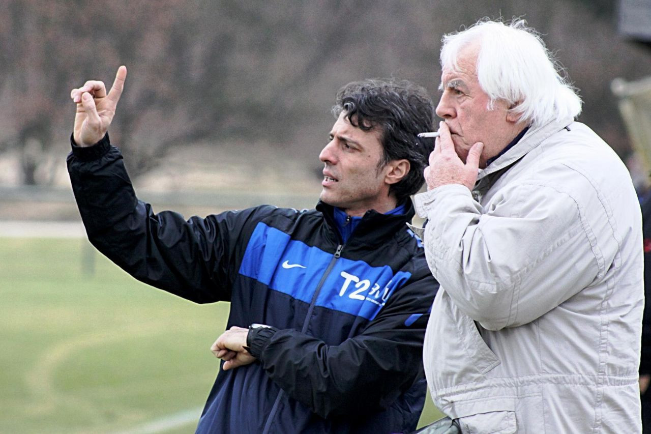 George Bănică, românul stabilit de 31 de ani în Belgia, vorbește despre fabrica de campioni care i-a dat pe De Bruyne și Lukaku. 