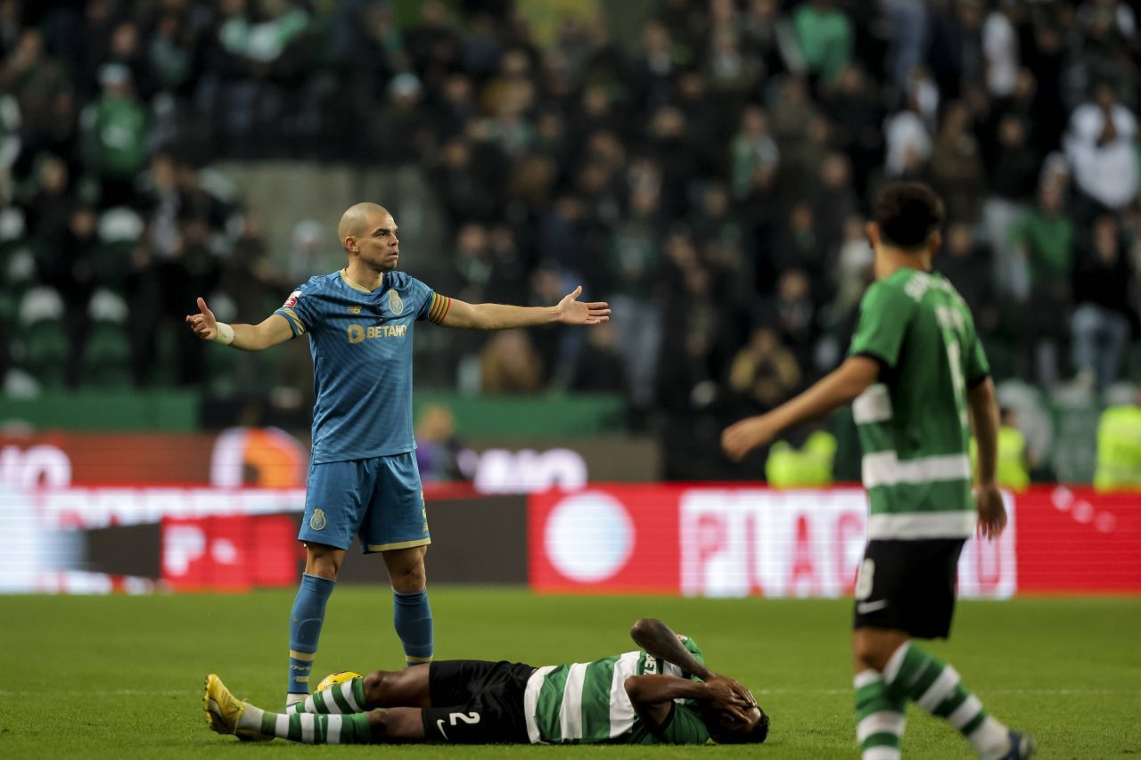 Pepe la 40 de ani: golgheter în Champions League, killer în Primeira Liga! Și-a umplut de sânge adversarul și a îngropat-o pe FC Porto în derby_3