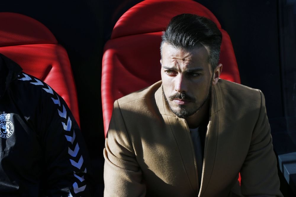 A treia echipă în șase luni: antrenorul adus de Hagi să-l înlocuiască pe Hagi schimbă joburile ca pe șosete! _6