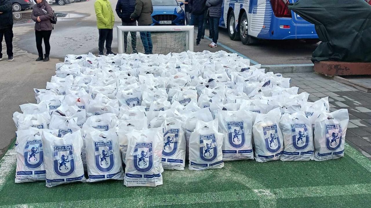 Sărbătoare în Bănie! FCU Craiova a organizat petrecerea de Crăciun, alături de nume importante, precum frații Costea _3