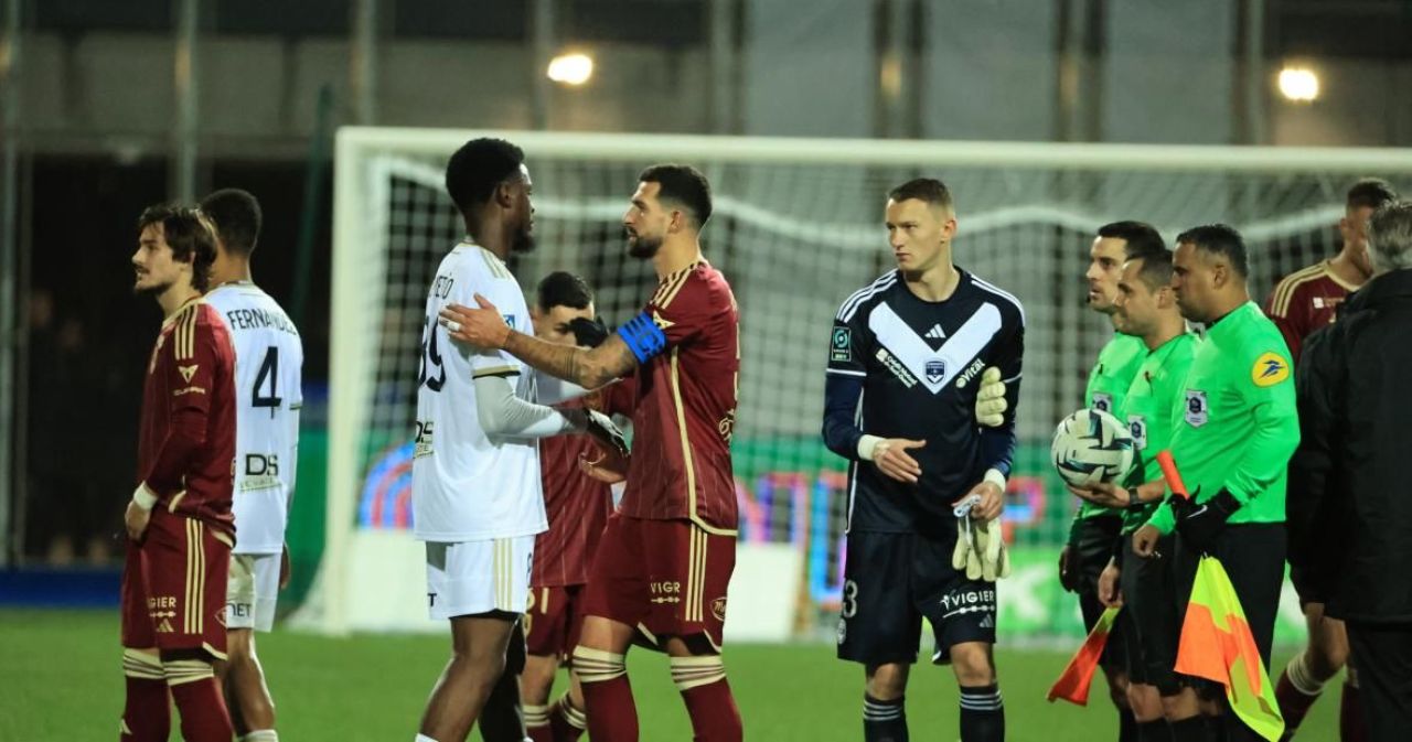 ”Alexi Pitu dă viață mingii cu tehnica sa”! Fotbalistul român a făcut un meci bun în victoria lui Bordeaux din ultima etapă_3