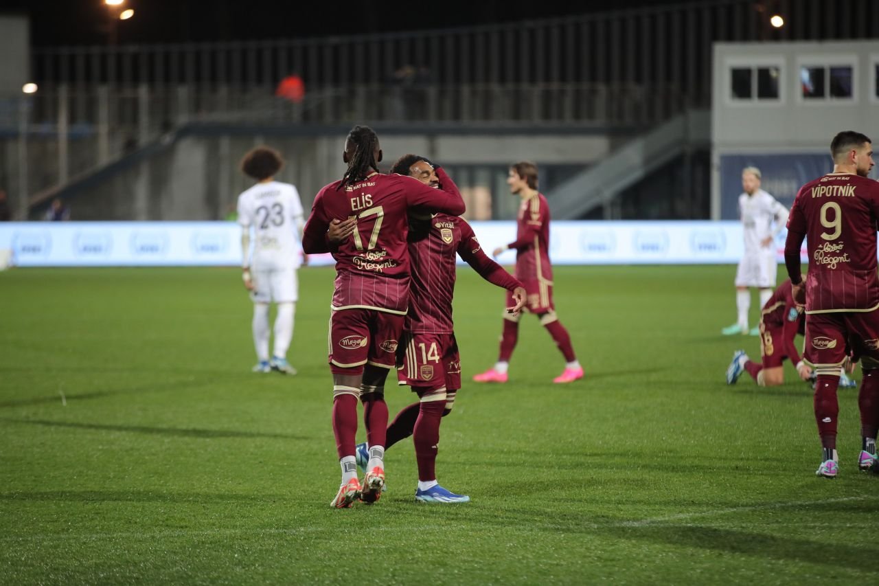 ”Alexi Pitu dă viață mingii cu tehnica sa”! Fotbalistul român a făcut un meci bun în victoria lui Bordeaux din ultima etapă_4