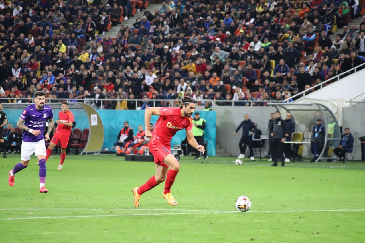 Compagno se poate întoarce acasă! O echipă de tradiție din Italia îl dorește pe atacantul căzut în dizgrație la FCSB_6