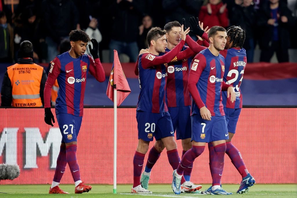 Barcelona s-a chinuit acasă cu ultima clasată din LaLiga! Cât s-a terminat meciul cu Almeria _3