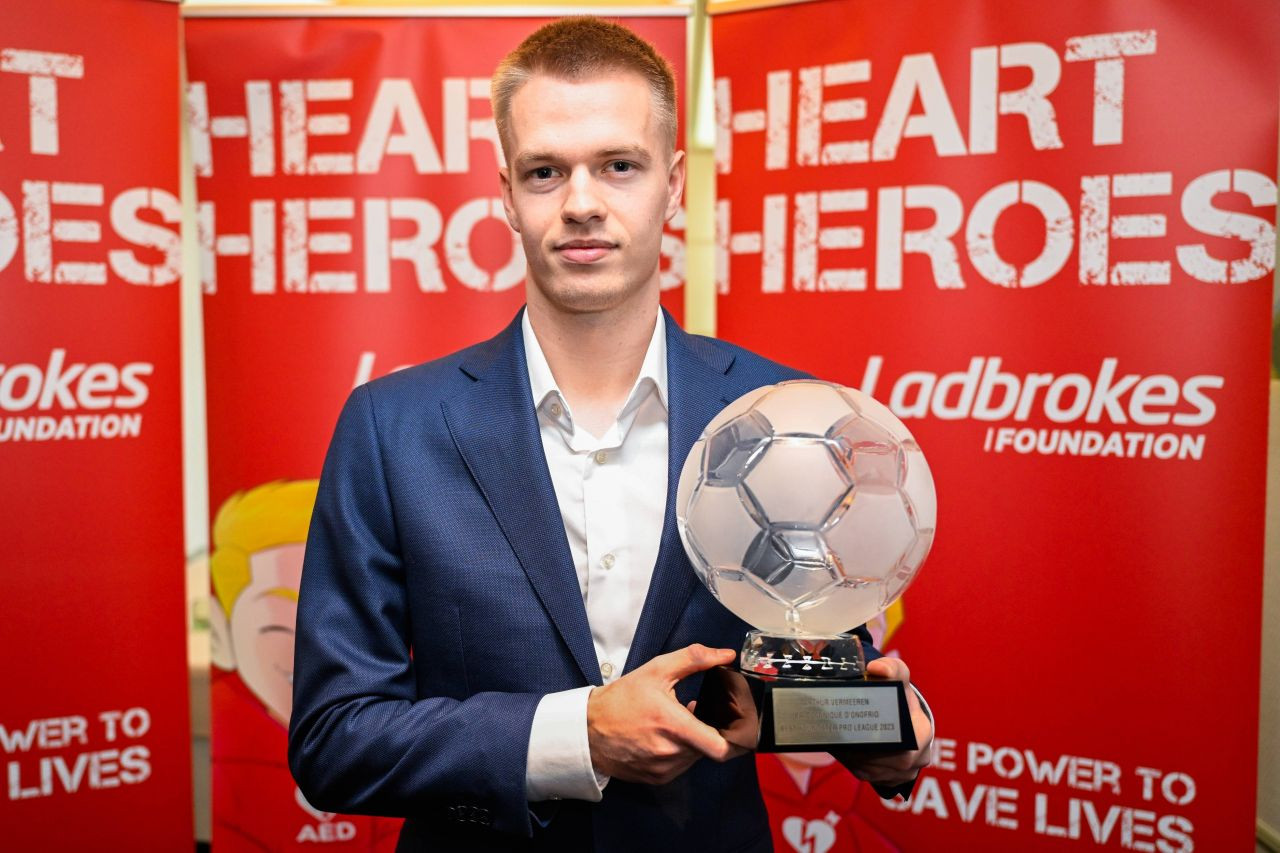 Arthur Vermeeren, noul fenomen al fotbalului belgian: valorează 25 milioane de euro, e comparat cu Iniesta și a ajuns titular forțat . Va fi v&acirc;ndut la o echipă mare &icirc;n vară!