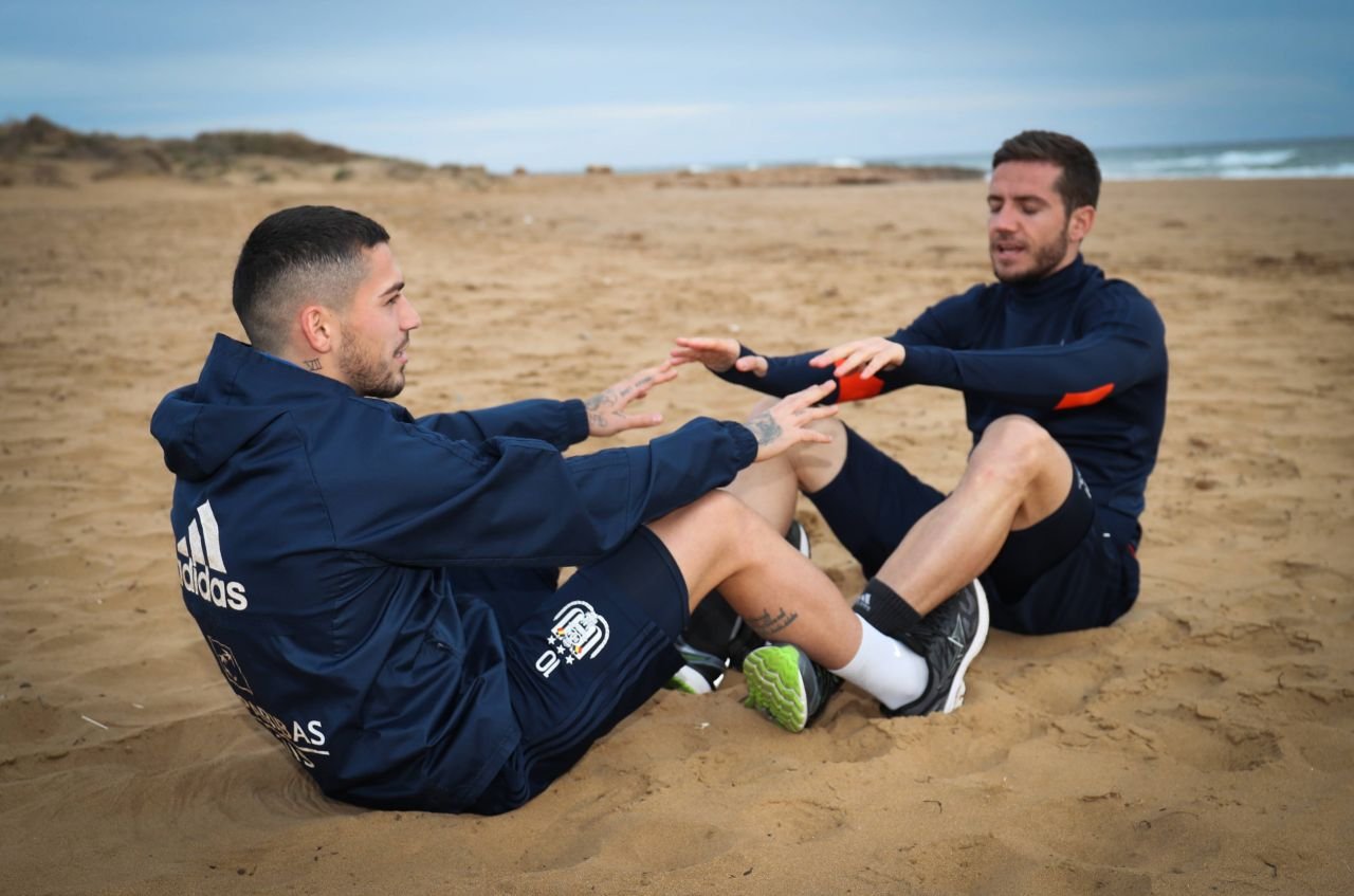 „Am fost coleg cu el. Mă uitam cu Stanciu pe geam la el!” Belgianul din echipa lui Pep Guardiola care l-a impresionat pe Alex Chipciu _5