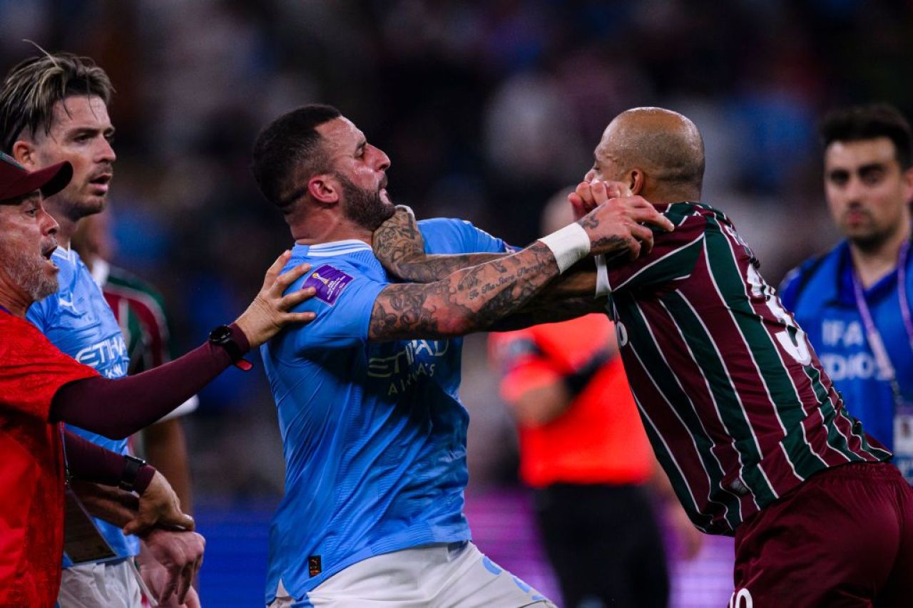 „I-am văzut pe idioți! A fost lipsit de respect” Felipe Melo a spus tot după ce s-a încăierat cu Kyle Walker la finalul meciului _1