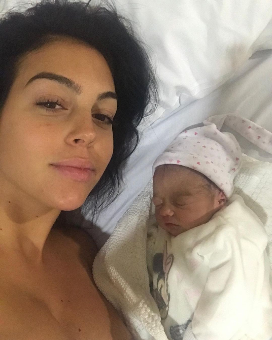 Georgina are o avere de 15 milioane de euro, dar a pus la loto și a câștigat! Ce sumă va primi _59