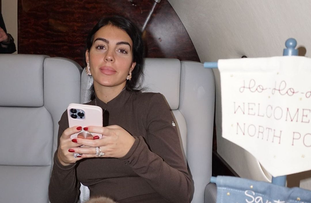 Georgina are o avere de 15 milioane de euro, dar a pus la loto și a câștigat! Ce sumă va primi _70