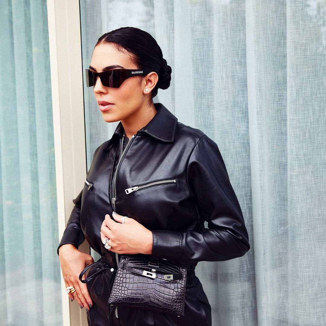 Georgina are o avere de 15 milioane de euro, dar a pus la loto și a câștigat! Ce sumă va primi _105