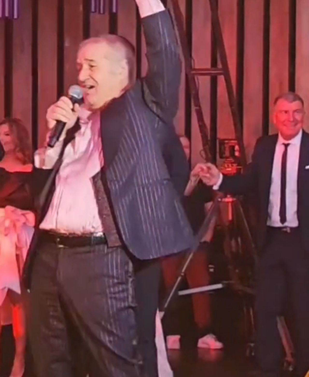 Gigi Becali, ca în vremurile bune! A luat microfonul și a început să facă show la cununia lui Ianis Hagi _7