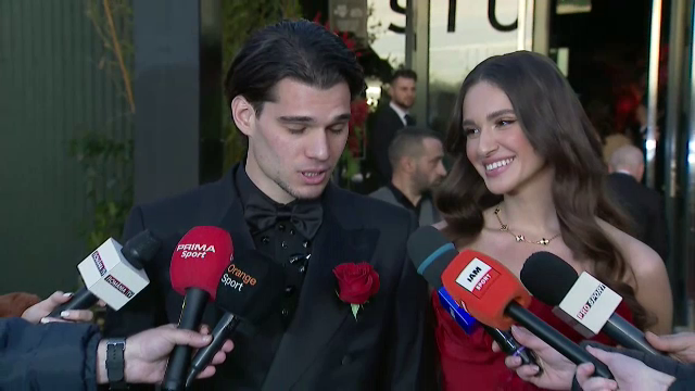 Lady in red! Cât a costat rochia superbei Elena Tănase de la cununia cu Ianis Hagi _24